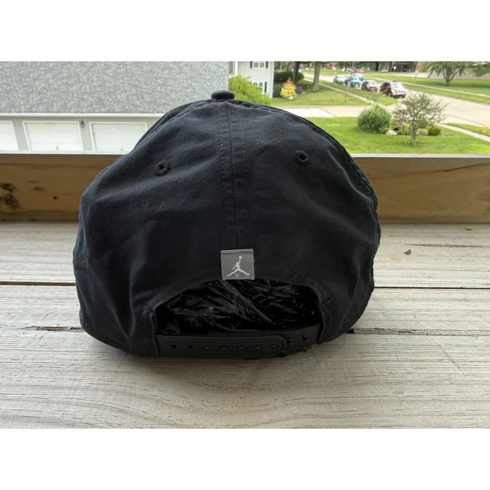 Nike Jordan Pro Jumpman Classics SnapBack Hat Cap Black & Gray Air Jordan